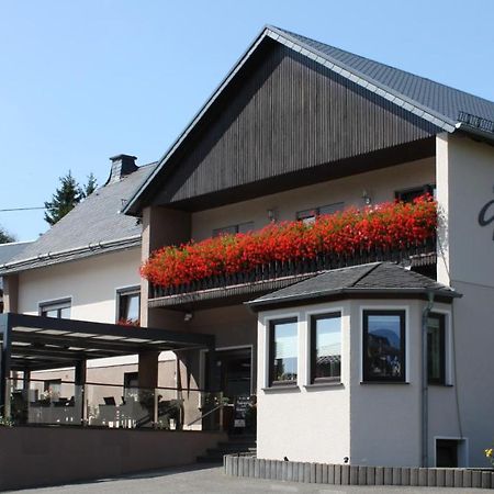 Gasthaus Pension Geimer Plütscheid المظهر الخارجي الصورة