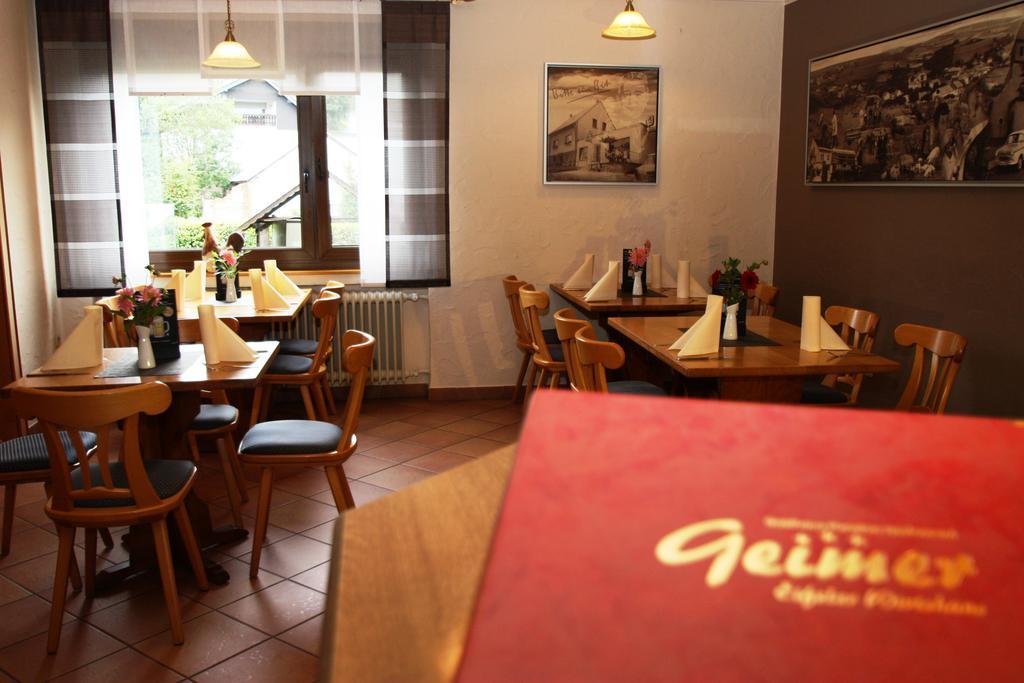 Gasthaus Pension Geimer Plütscheid المظهر الخارجي الصورة